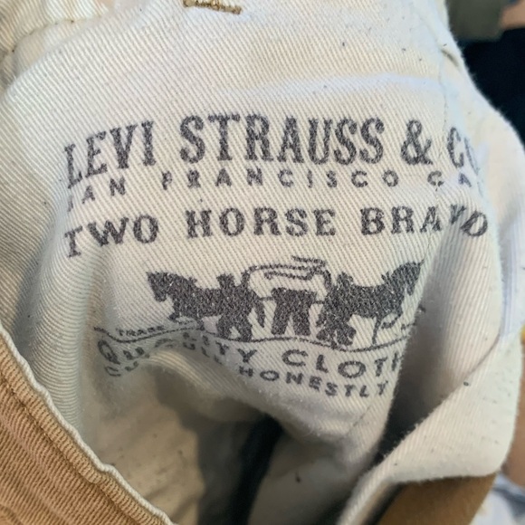 Levi’s,36/30,Two-Horse Brand, Athletic-Fit, Hybrid Khakis, Excellent Condition - Picture 7 of 10